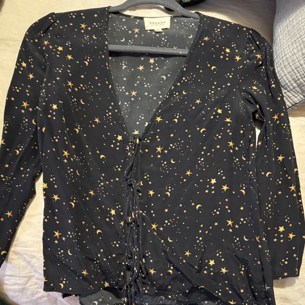 Black Star Print Top